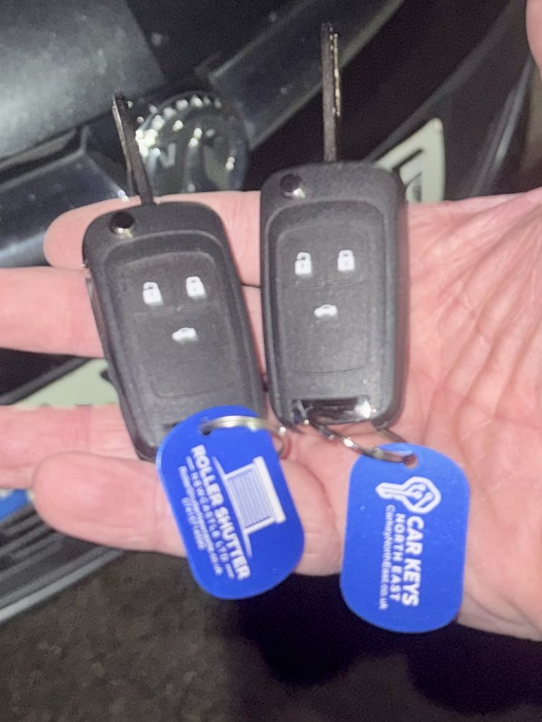 Vauxhall Astra replacement car keys programmed after all keys lost North East locksmith