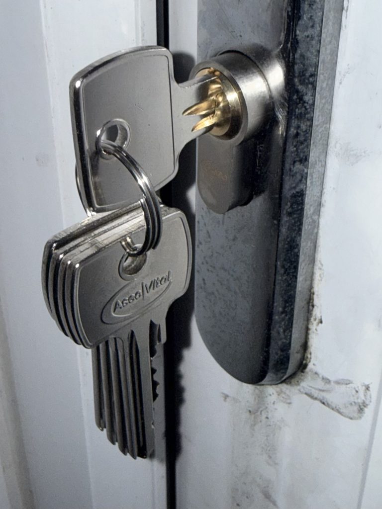 Asec Vital euro cylinder lock replacement on uPVC door after lost house keys Newcastle locksmith